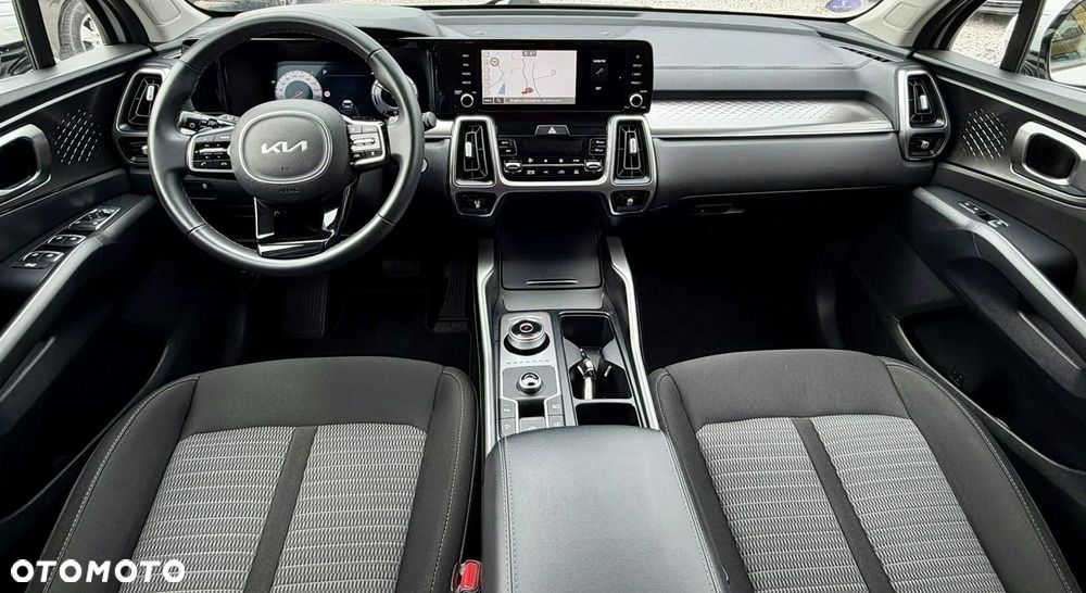 Kia Sorento - 12