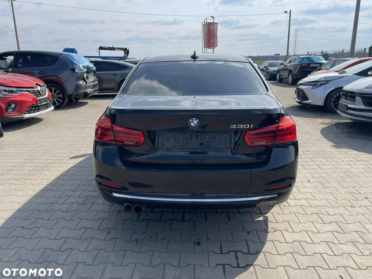BMW Seria 3 330i sport - 4