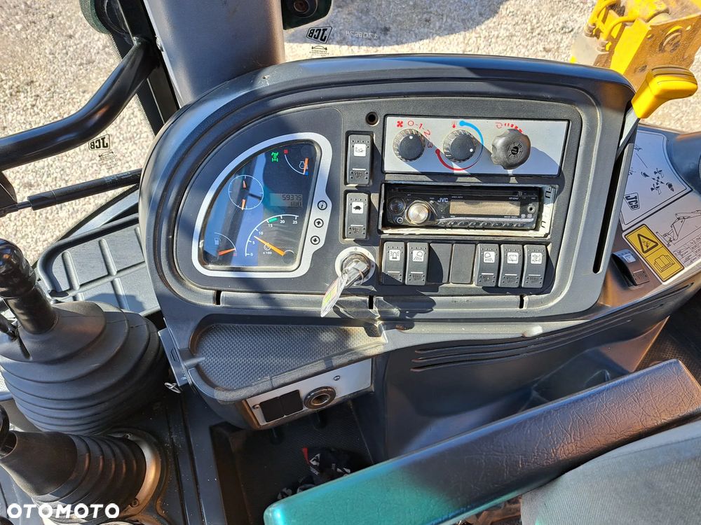 JCB 4CX - 10