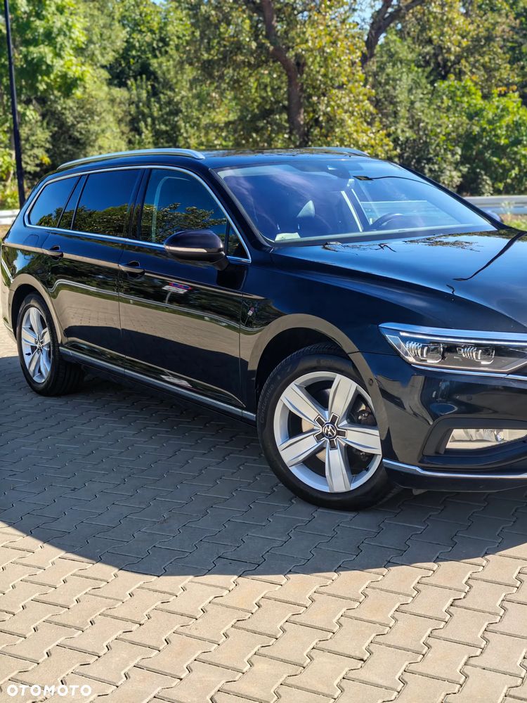 Volkswagen Passat - 26