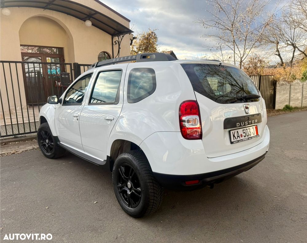 Dacia Duster 1.6 SCe Essential - 5