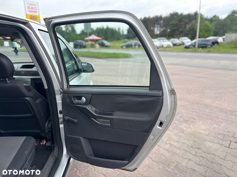 Opel Meriva 1.6 16V Cosmo - 18