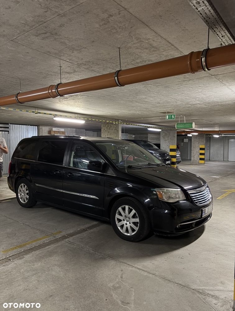 Chrysler Town & Country 3.6 Touring - 2