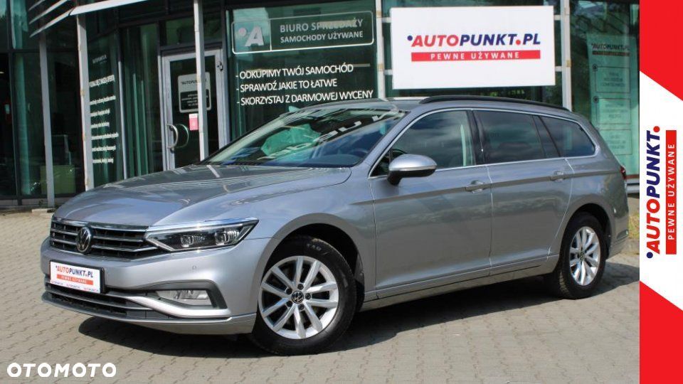 Volkswagen Passat - 1