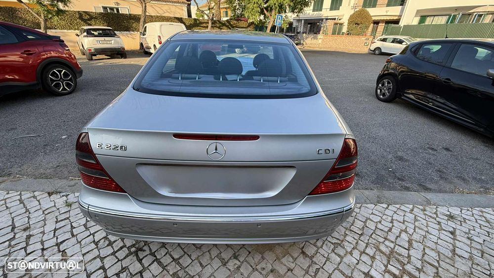 Mercedes-Benz E 220 CDI Avantgarde - 3