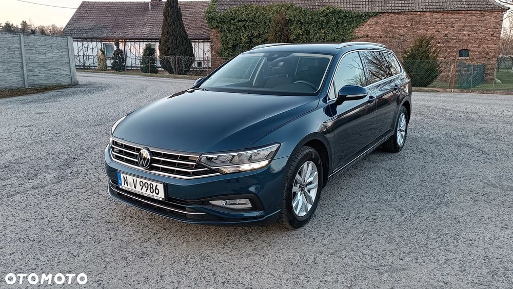 Volkswagen Passat Variant 2.0 TDI SCR DSG Business - 2