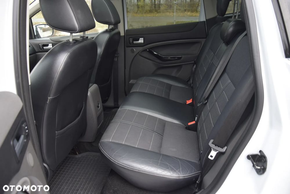 Ford Kuga 2.0 TDCi FWD Titanium Plus - 18