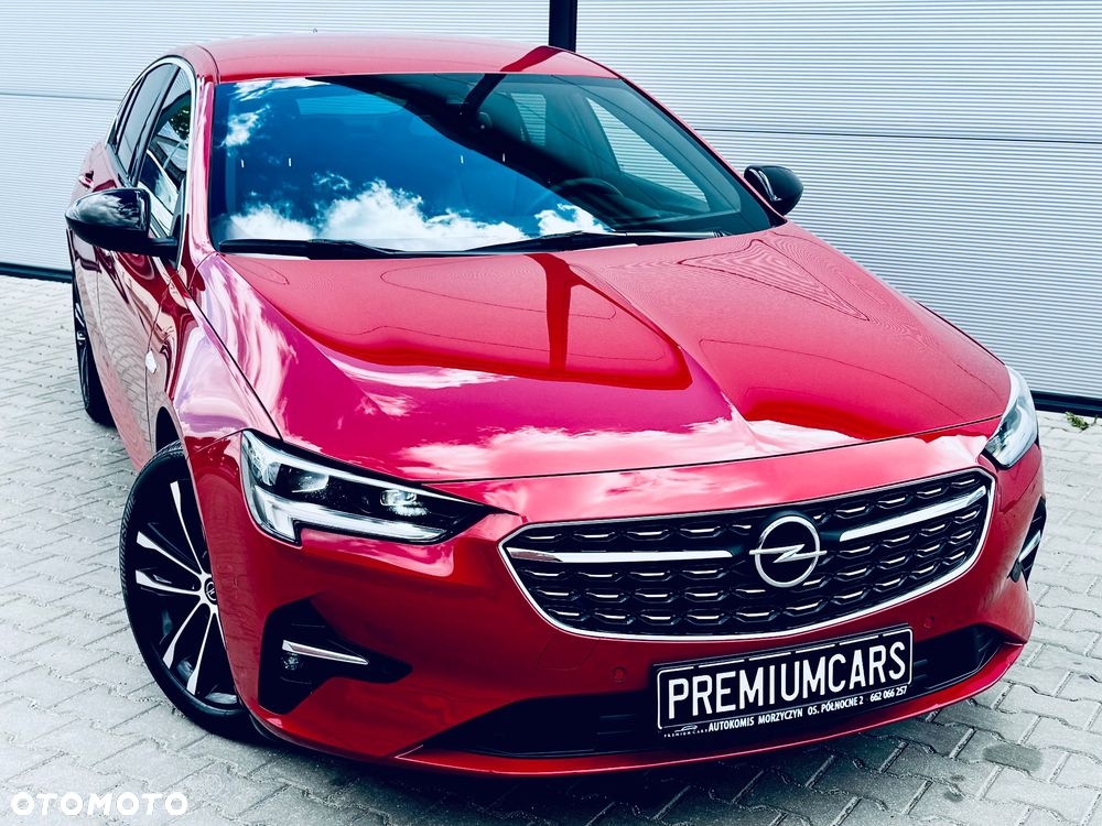Opel Insignia - 1