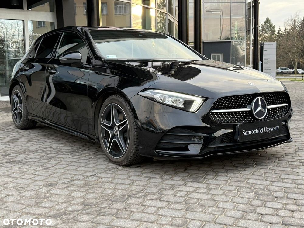 Mercedes-Benz Klasa A 200 AMG Line 7G-DCT - 3