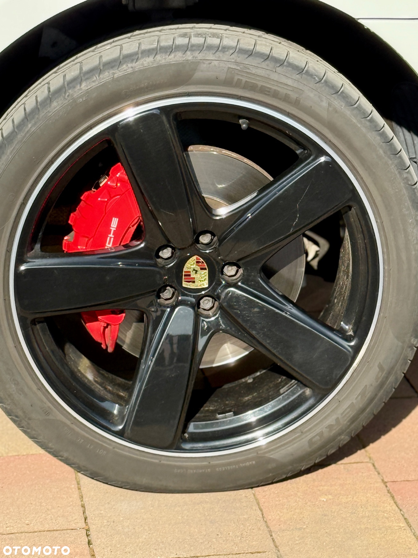 Porsche Macan Turbo - 36