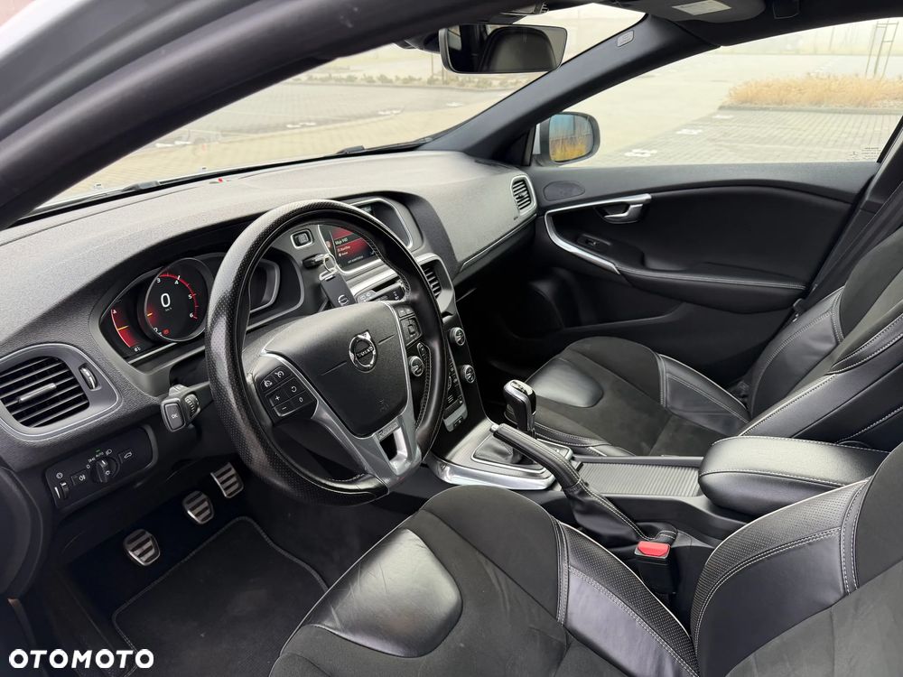 Volvo V40 D2 RDesign - 12