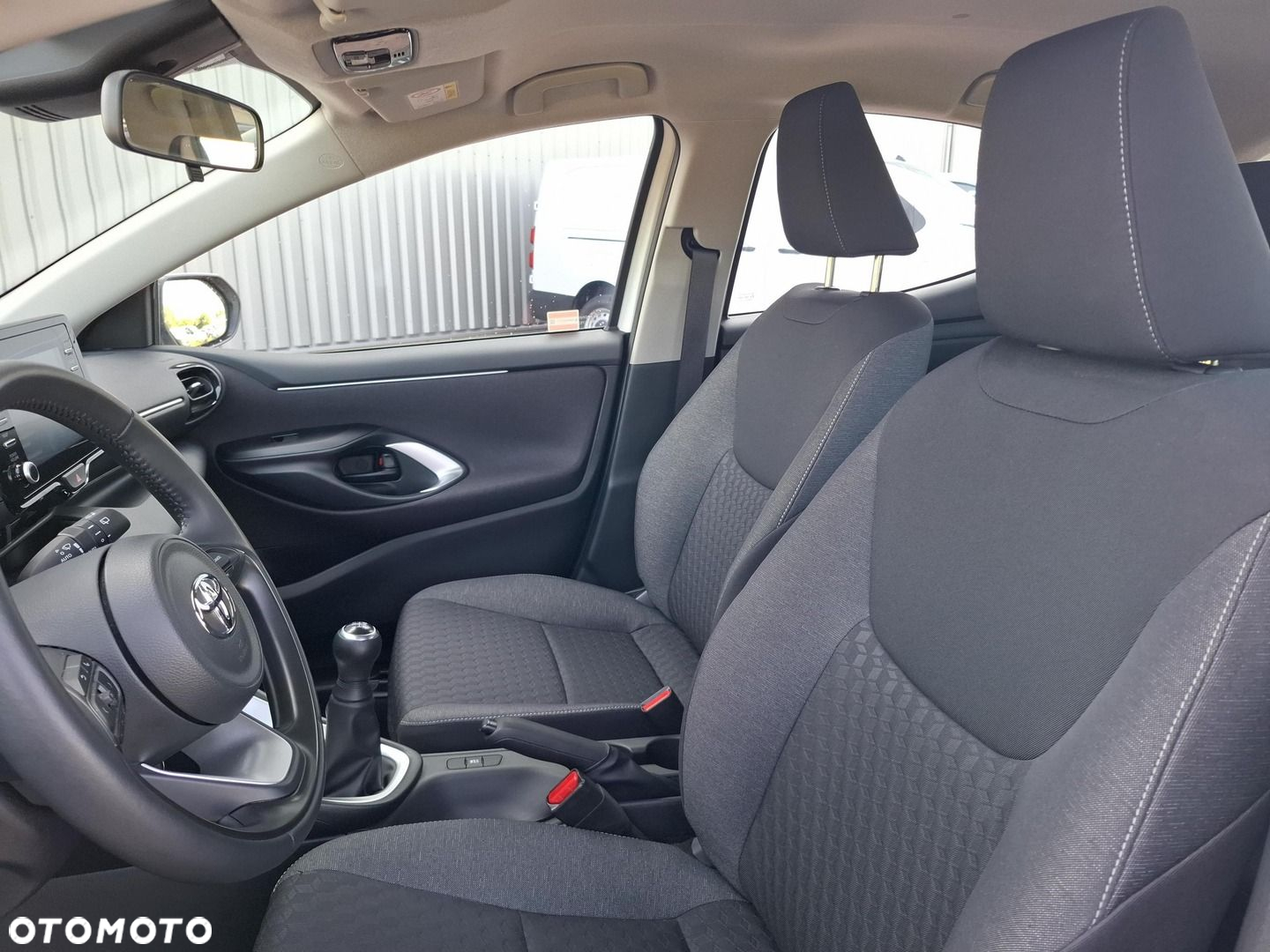 Toyota Yaris 1.0 Comfort - 12