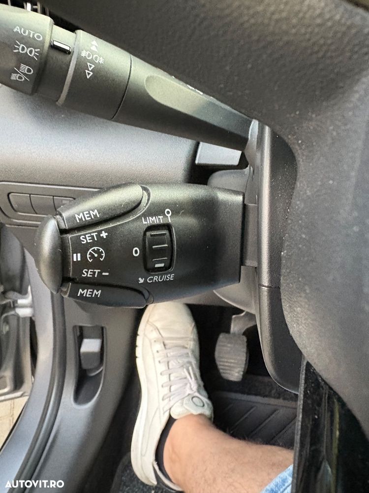 Citroën C3 AIRCROSS BlueHDI 100 Stop & Start Shine - 8