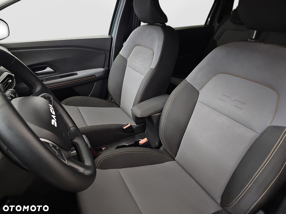 Dacia Jogger 1.6 Full Hybrid 140 Extreme MMT - 11