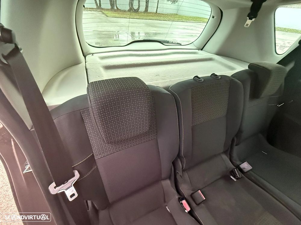 Renault Scénic 1.5 dCi Dynamique S - 15