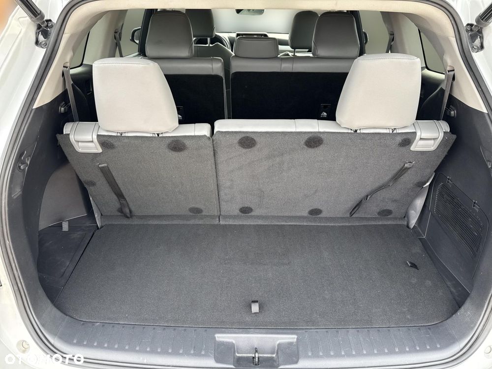 Toyota Highlander - 30