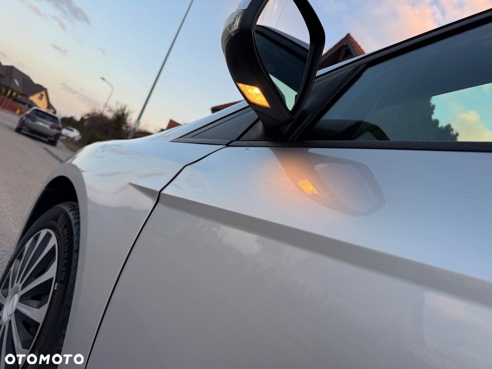 Ford Focus 1.6 FF Ambiente - 21