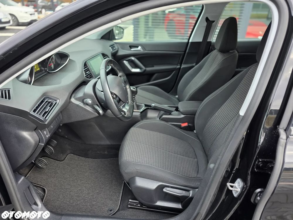 Peugeot 308 - 18