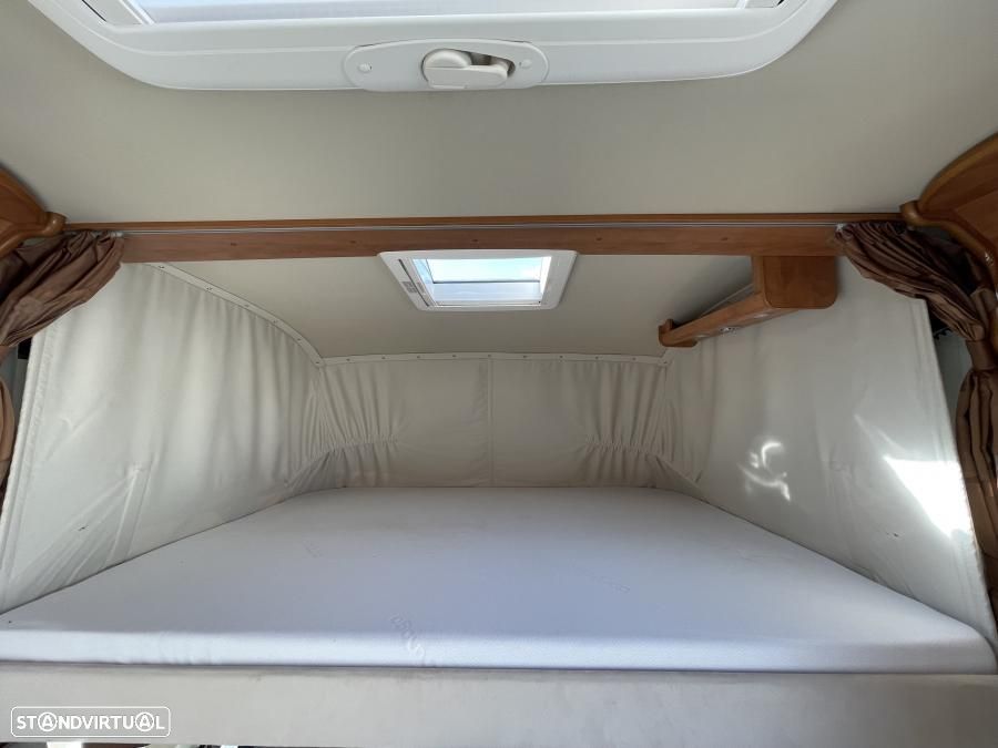 Carthago C-Tourer Camas gémeas e basculante - 35