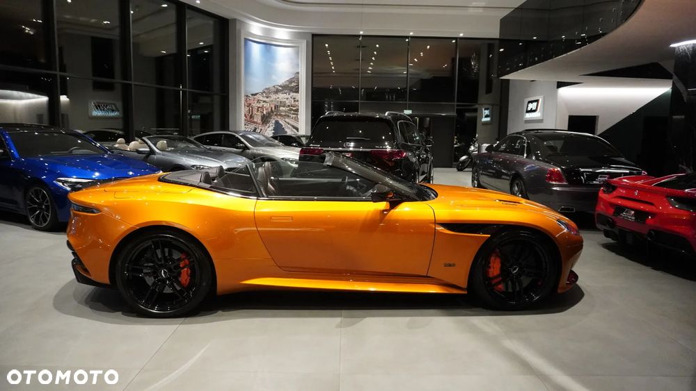 Aston Martin DBS - 17