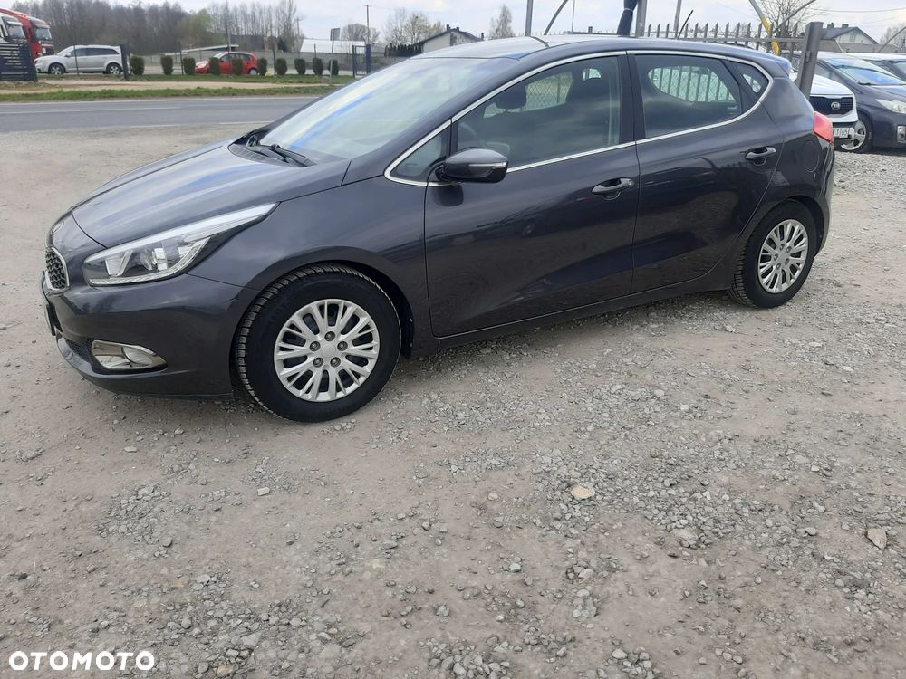 Kia Ceed 1.6 GDI Platinum Edition - 13