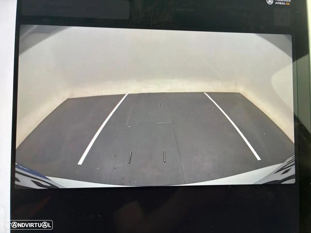 Tesla Model Y RWD - 12