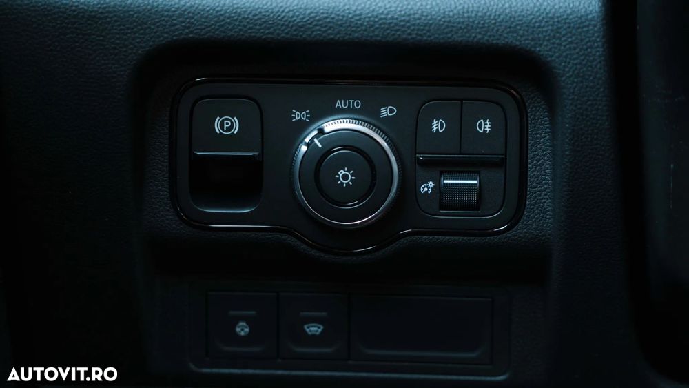 Mercedes-Benz T - 20