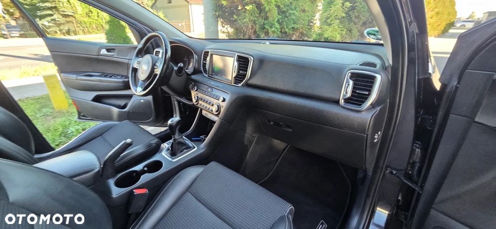 Kia Sportage 2,0 CRDI AWD Dream-Team Edition - 39