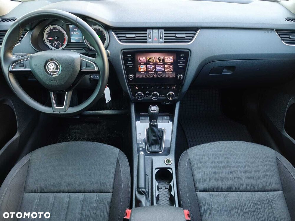Skoda Octavia 2.0 TDI 4x4 Style DSG - 5