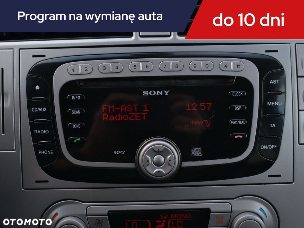 Ford Kuga - 14