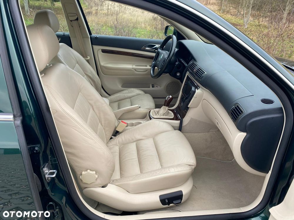 Skoda Superb 1.8 Turbo Exclusive - 4