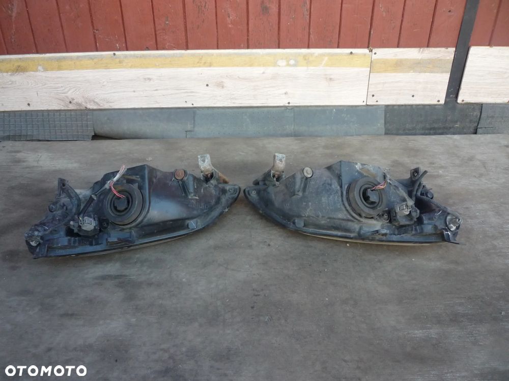 HONDA CIVIC VII SEDAN LAMPA PRZEDNIA LEWA LUB PRAWA - 6