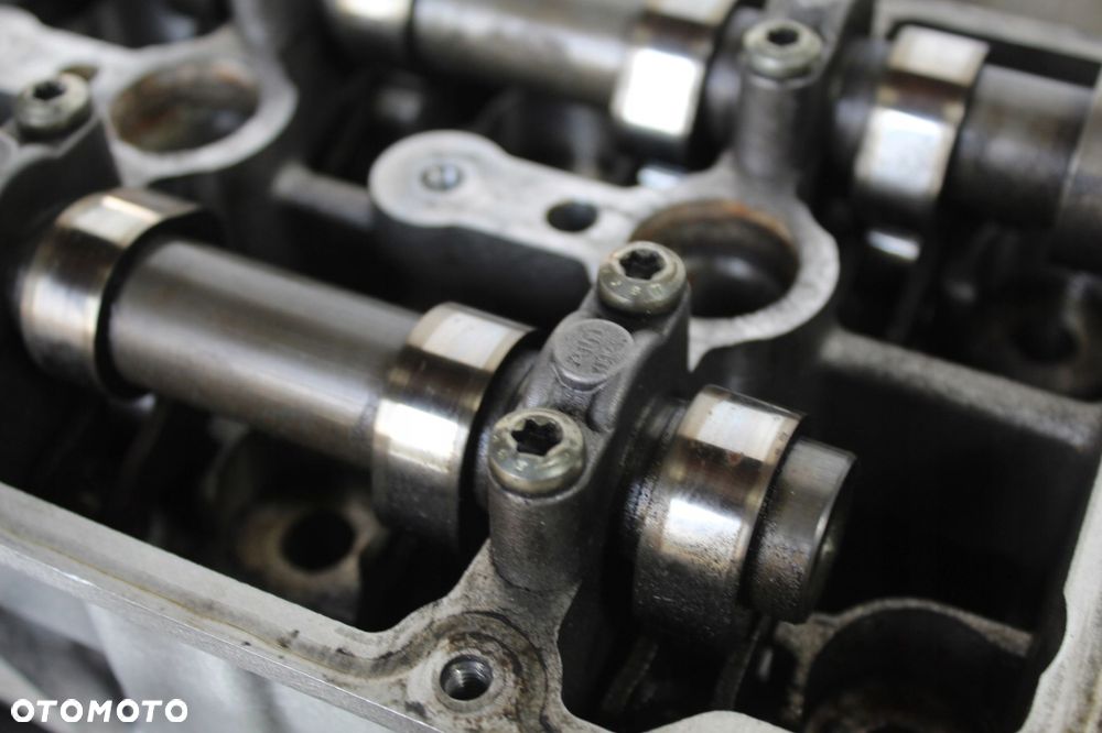 GŁOWICA CYLINDRÓW LEWA BMW E65 745D M67 - 8