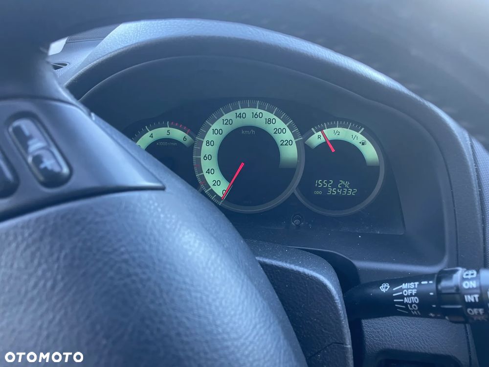 Toyota Corolla Verso 2.0 D-4D Prestige 7os - 17