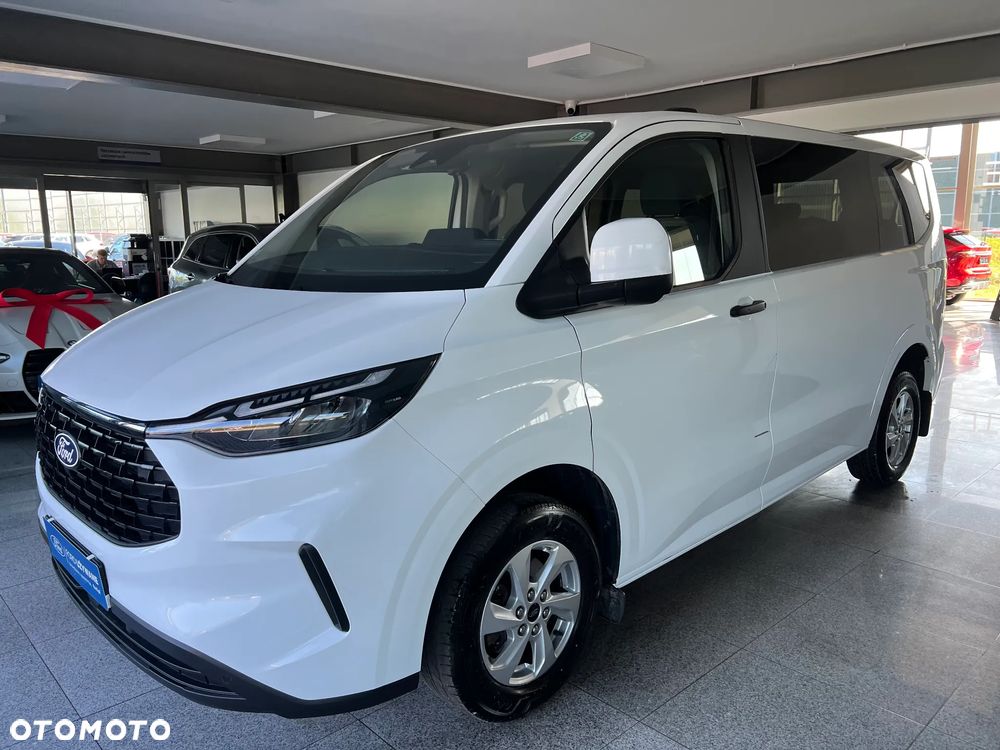 Ford Tourneo Custom 2.0 EcoBlue 320 L1 Limited - 6