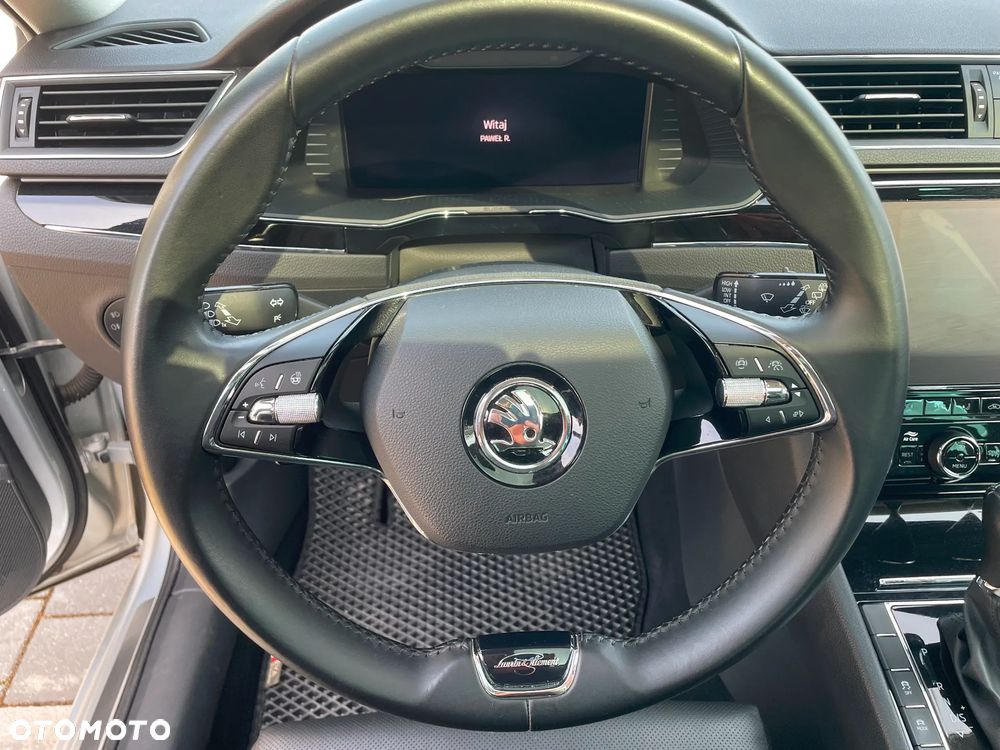 Skoda Superb 2.0 TSI L&K DSG - 20