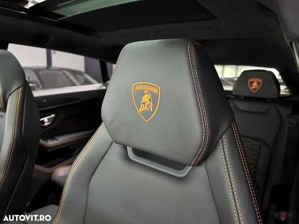 Lamborghini URUS Standard - 19