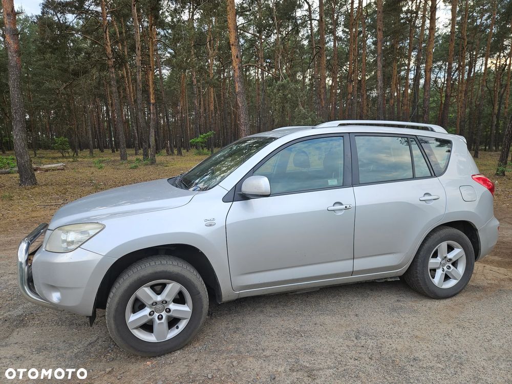 Toyota RAV4 - 2