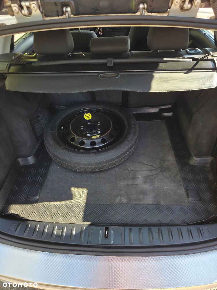 BMW Seria 3 - 16