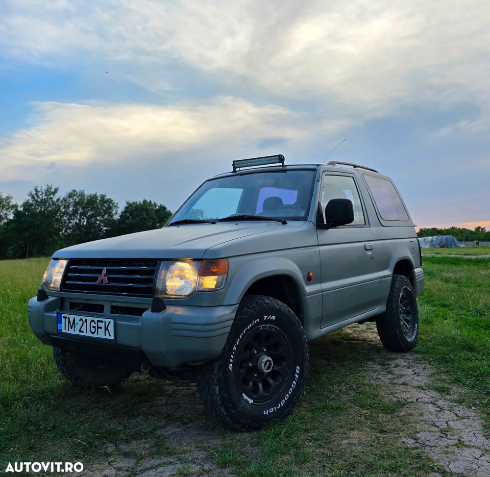 Mitsubishi Pajero - 5