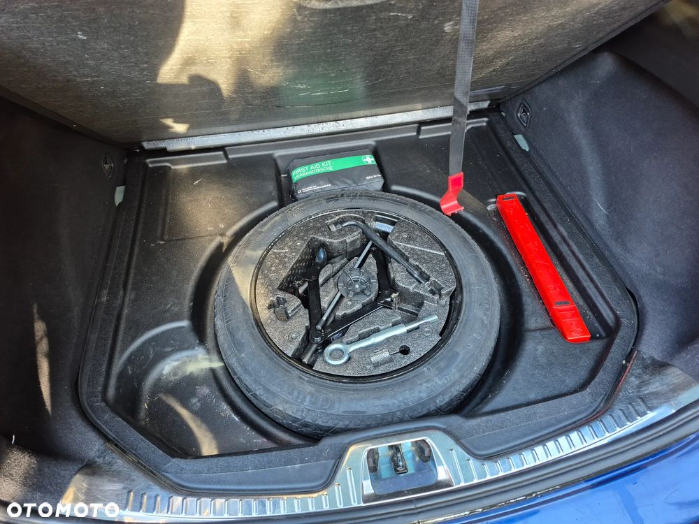 Volvo V60 D3 Drive-E Ocean Race - 9