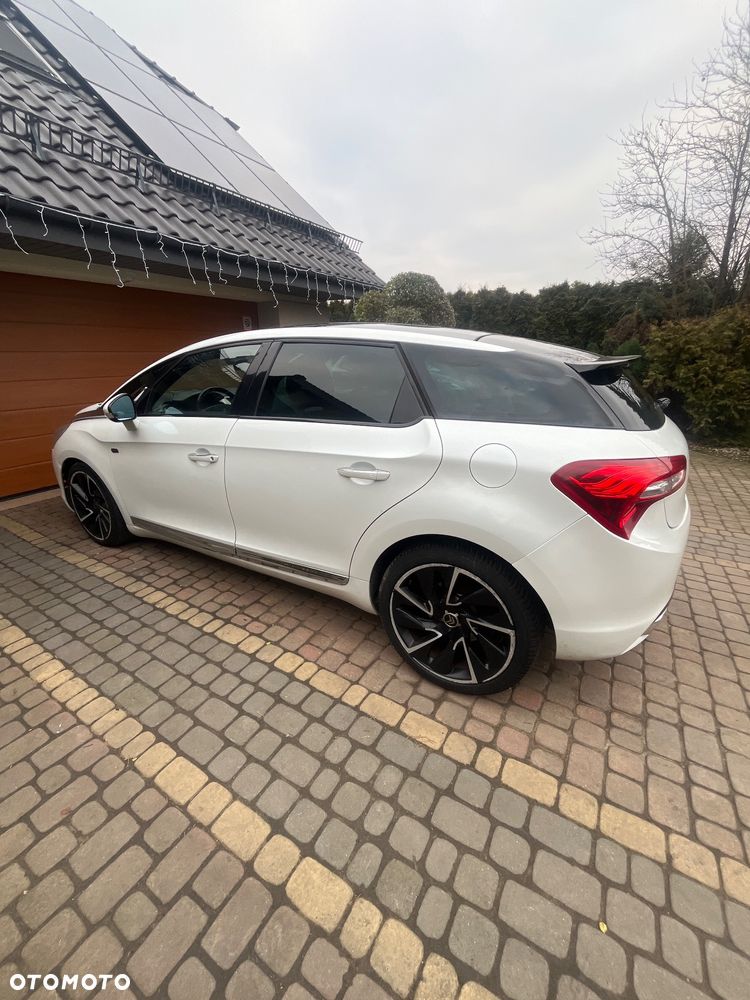 Citroën DS5 Hybrid4 EGS6 SportChic - 8