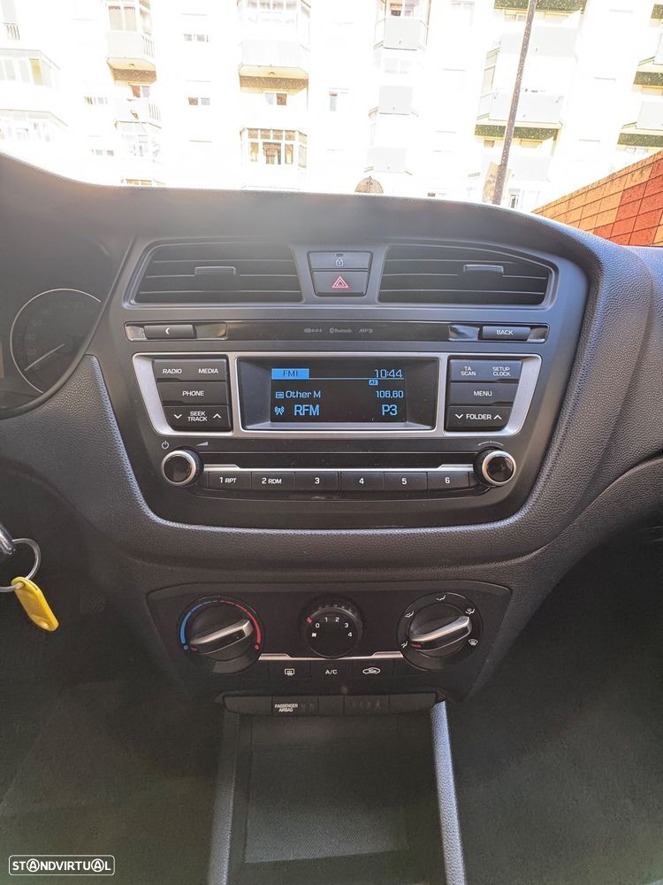 Hyundai i20 1.2 Comfort - 12