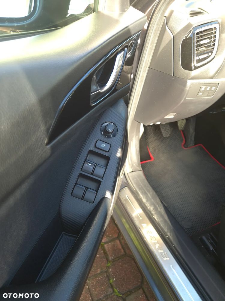 Mazda 3 SKYACTIV-G 120 Sports-Line - 22