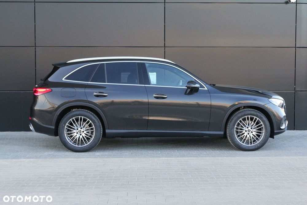 Mercedes-Benz GLC - 4