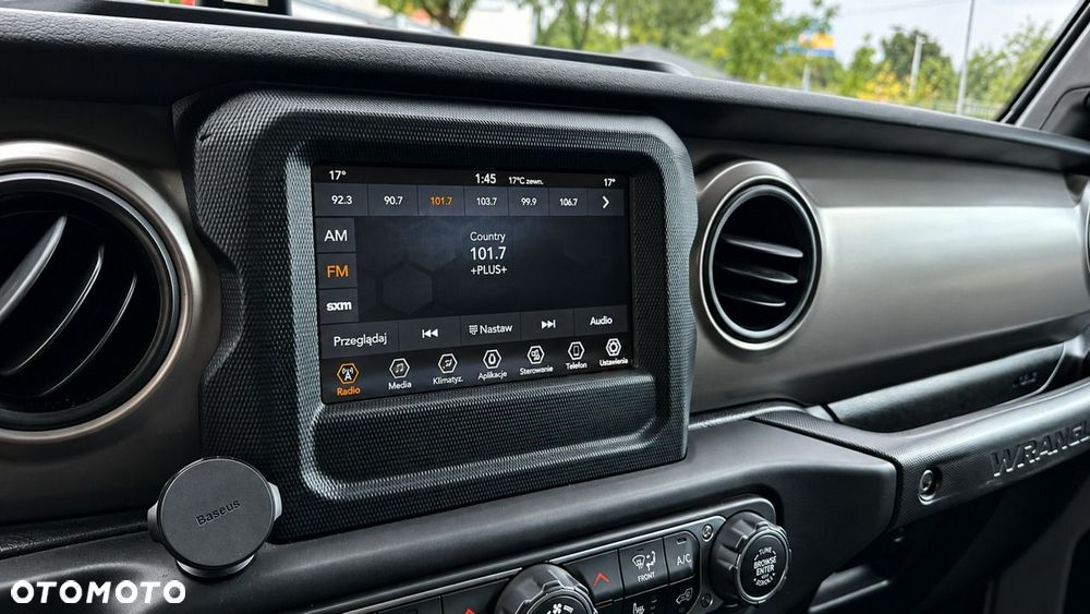 Jeep Wrangler - 8
