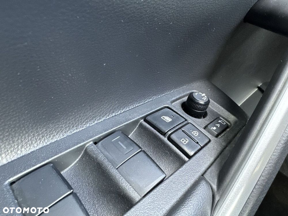 Toyota Corolla Cross - 15