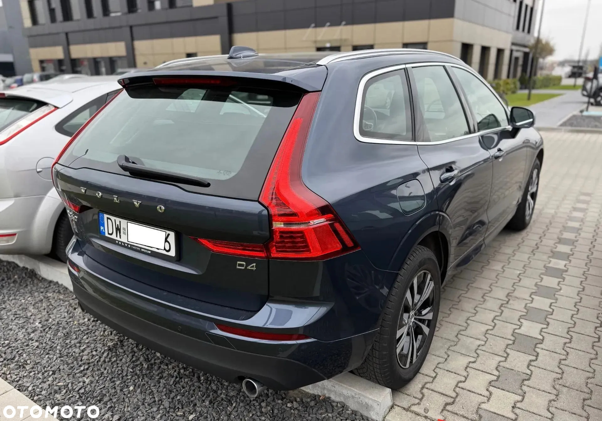 Volvo XC 60 D4 Momentum Pro - 13