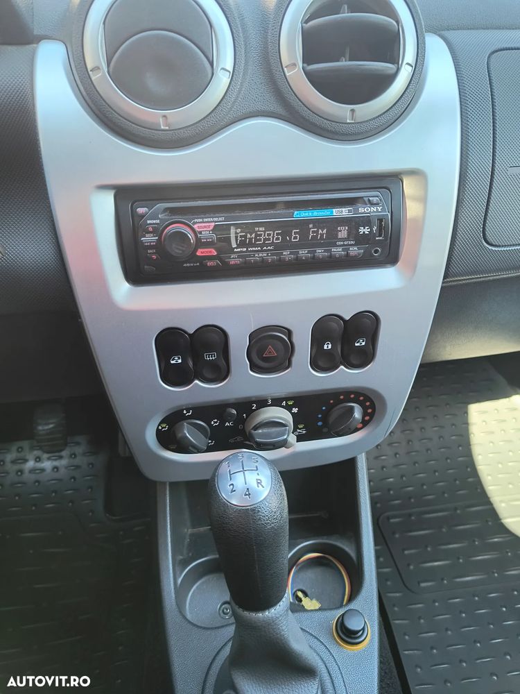 Dacia Logan - 7