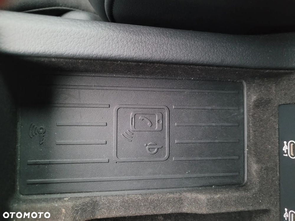 Audi A6 Avant 40 TDI S tronic S line - 21